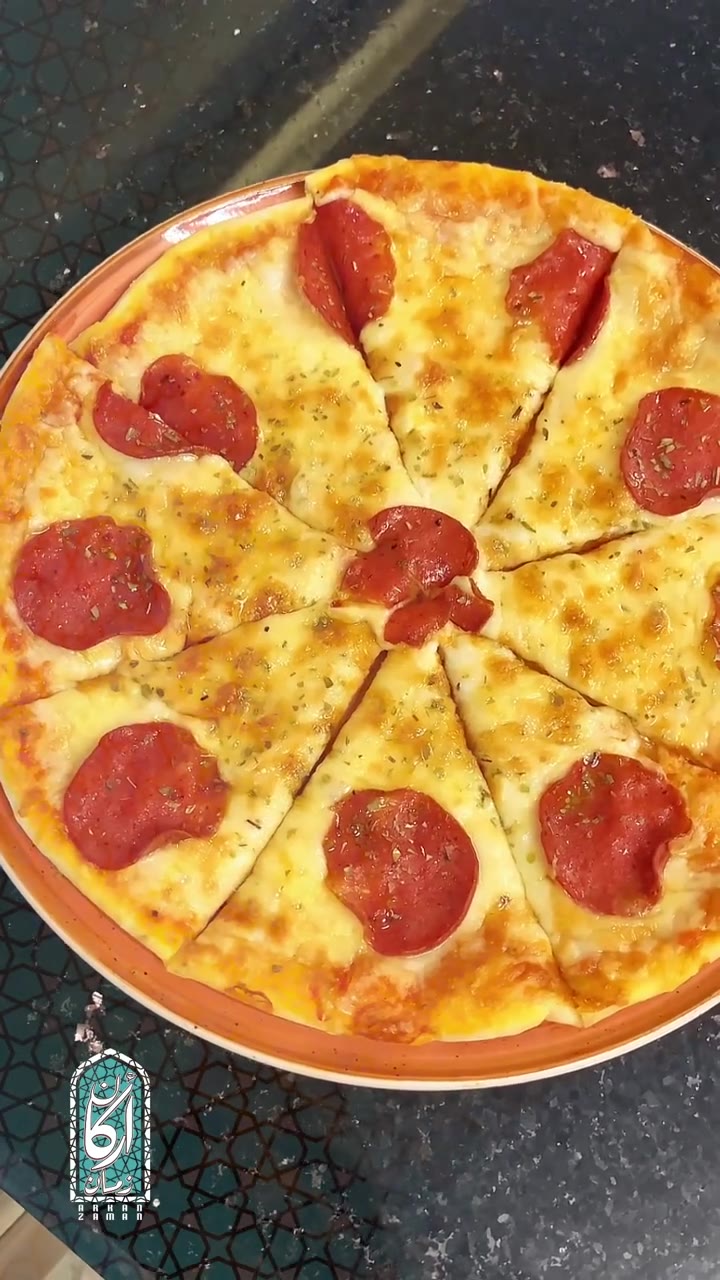 Arkan Zaman — Pizza on screen